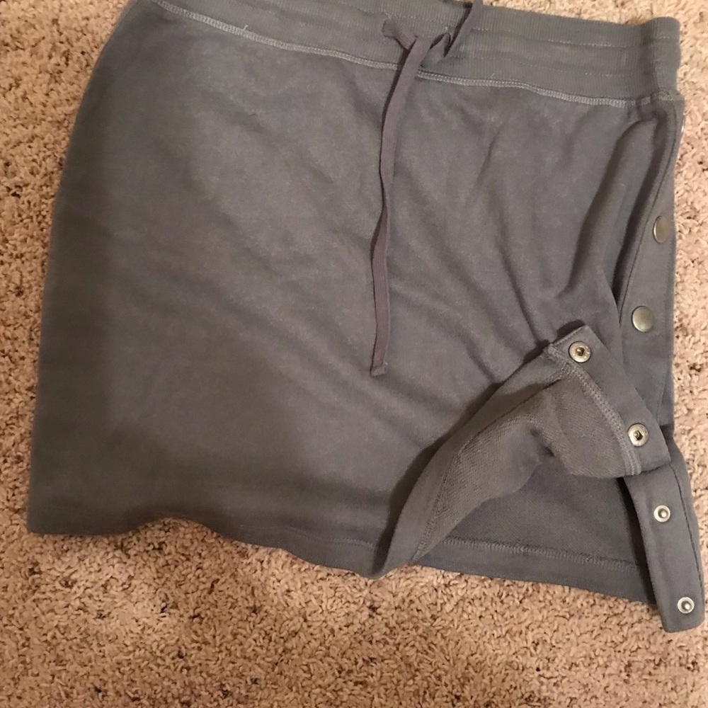 Shirt and skirt set - Picture 12 of 12